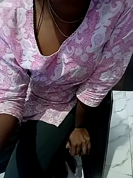 Snapshot of Sexy_sara09 chatting on March 4, 2026, 4:09 am Sexy sara09 online show from March 4, 2026, 4:09 am