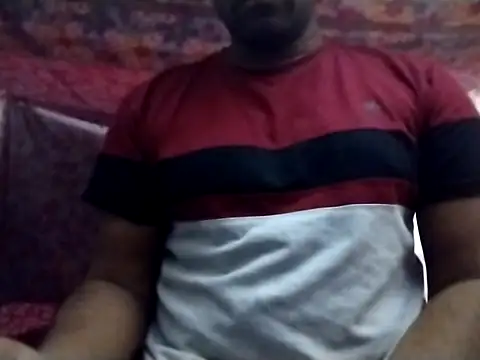 Snapshot of Lucky___05 chatting on January 9, 2026, 6:26 pm Lucky 05 online show from January 9, 2026, 6:26 pm