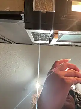 Angeliccreamyrican online show from April 11, 2026, 8:07 am