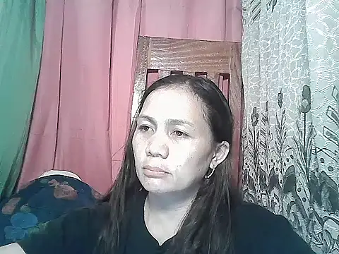 prettymomma24xx online show from April 1, 2026, 1:34 pm