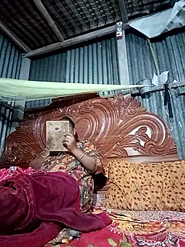 Snapshot of Hot-headed chatting on February 27, 2026, 4:18 pm Hot-headed online show from February 27, 2026, 4:18 pm