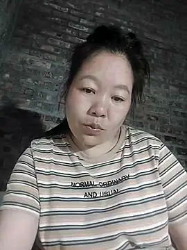 donaaa2 online show from February 27, 2026, 6:52 pm