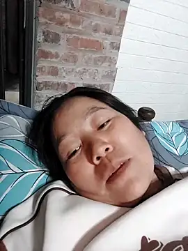 donaaa2 online show from February 12, 2026, 8:03 am