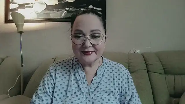 infinity loveliness online show from June 6, 2026, 5:56 am