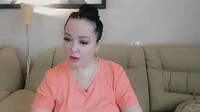 infinity loveliness online show from November 8, 2025, 7:01 am