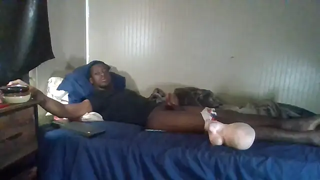 Quuwavve online show from April 4, 2026, 2:40 am