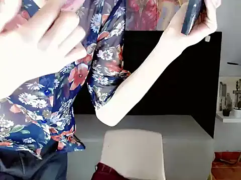 Snapshot of sora_jun chatting on February 14, 2026, 2:39 pm sora jun online show from February 14, 2026, 2:39 pm