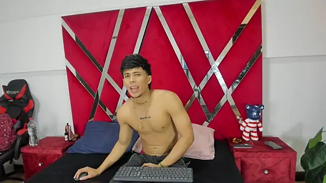 aishaxht online show from March 20, 2026, 8:54 pm