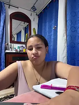 Snapshot of Selene_Voon chatting on April 5, 2026, 2:07 am Selene Voon online show from April 5, 2026, 2:07 am