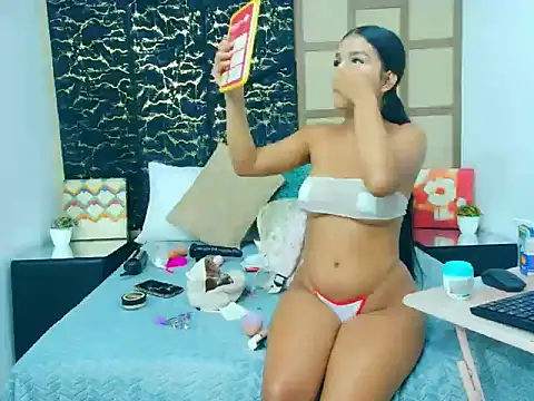 Snapshot of MelodyRouse chatting on May 22, 2026, 1:31 pm MelodyRouse online show from May 22, 2026, 1:31 pm