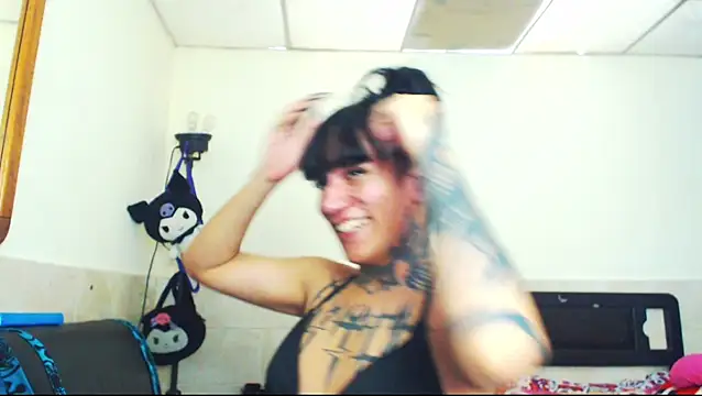 jazmin wolf online show from April 8, 2026, 4:52 pm