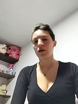 Snapshot of tina2204 chatting on February 7, 2026, 12:13 pm tina2204 online show from February 7, 2026, 12:13 pm