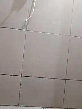 rolaaa2000 online show from April 1, 2026, 12:46 am