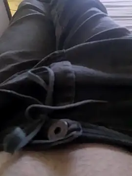 Snapshot of rolaaa2000 chatting on February 9, 2026, 4:27 pm rolaaa2000 online show from February 9, 2026, 4:27 pm