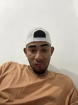 youngalexofficial online show from January 13, 2026, 5:44 am