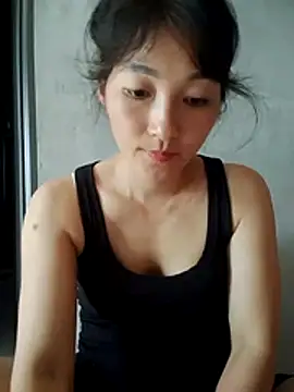 Snapshot of Asami_6868 chatting on May 25, 2026, 10:25 am Asami 6868 online show from May 25, 2026, 10:25 am