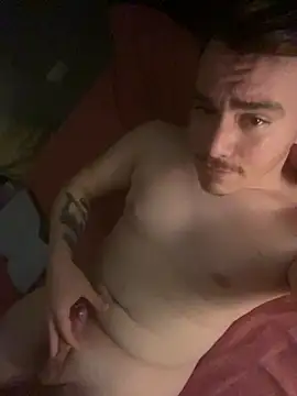 Snapshot of Kev18bwc chatting on February 19, 2026, 3:03 am Kev18bwc online show from February 19, 2026, 3:03 am