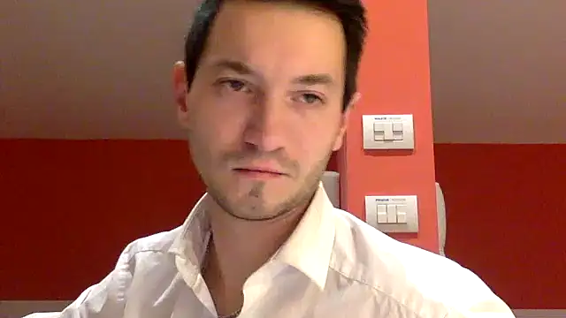 Snapshot of batschi0512 chatting on January 7, 2026, 8:25 pm batschi0512 online show from January 7, 2026, 8:25 pm