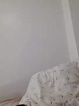 diosa cristal  online show from April 22, 2026, 11:11 pm