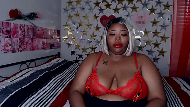 Chocolatebunnyxx96 online show from January 7, 2026, 3:39 pm