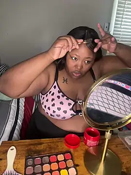 Chocolatebunnyxx96 online show from March 19, 2026, 8:09 pm