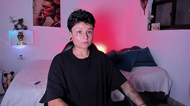 Zury Ramirez online show from February 13, 2026, 9:26 pm