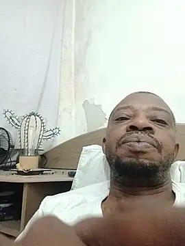 Negaomalinha1 online show from July 5, 2026, 4:25 pm