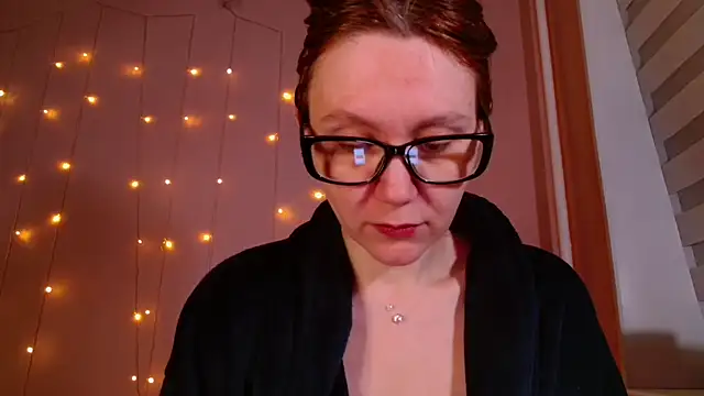 Snapshot of MelanyOxx chatting on January 19, 2026, 12:14 am MelanyOxx online show from January 19, 2026, 12:14 am