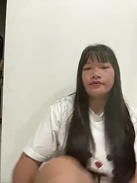 Suni-ii online show from April 15, 2026, 10:32 pm