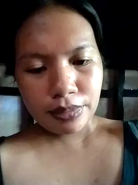 sweetprinces08 online show from April 15, 2026, 5:02 am