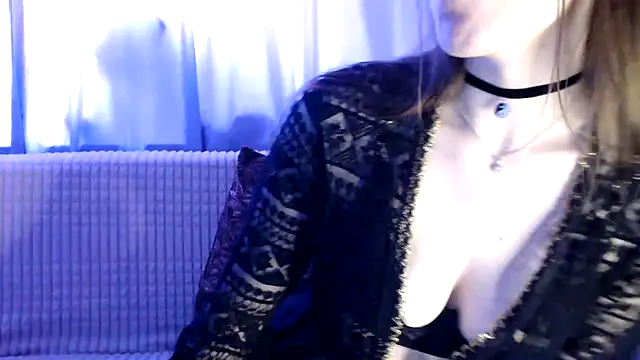 Snapshot of SilentShard chatting on April 15, 2026, 1:48 pm SilentShard online show from April 15, 2026, 1:48 pm