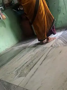 Snapshot of Cupalshow123 chatting on January 11, 2026, 7:37 am Cupalshow123 online show from January 11, 2026, 7:37 am