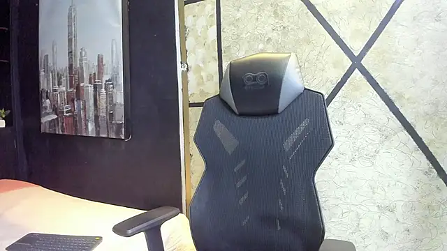 ThaliaBrookss  online show from March 12, 2026, 4:07 am