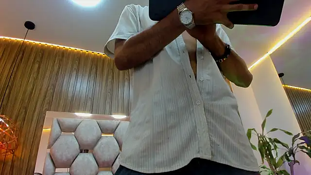 james  walsh online show from January 31, 2026, 11:47 pm