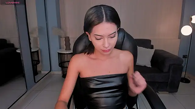 Snapshot of KayraLanne chatting on February 22, 2026, 3:53 am KayraLanne online show from February 22, 2026, 3:53 am