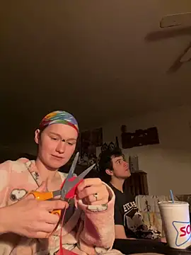 Snapshot of SugarNCinnamon chatting on February 27, 2026, 12:44 am SugarNCinnamon online show from February 27, 2026, 12:44 am