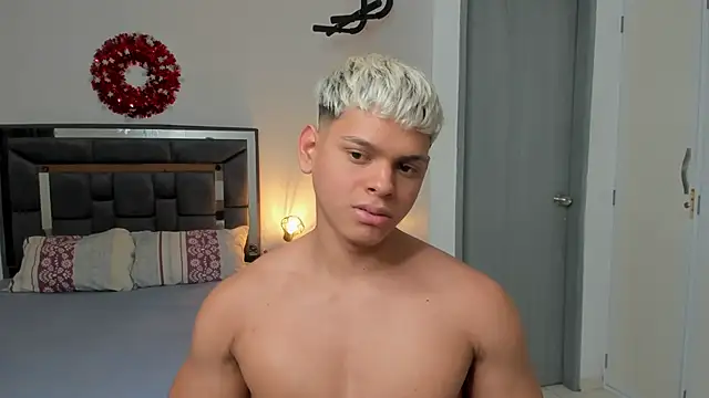 stefan leenox online show from April 1, 2026, 8:06 pm