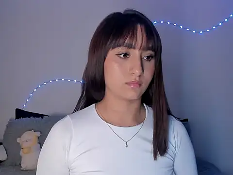 Snapshot of Roseholden chatting on February 16, 2026, 11:46 pm Roseholden online show from February 16, 2026, 11:46 pm