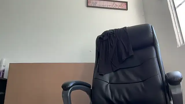 enyel 100 online show from January 7, 2026, 1:16 pm