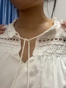 Snapshot of Miss_me29 chatting on March 25, 2026, 1:10 pm Miss me29 online show from March 25, 2026, 1:10 pm