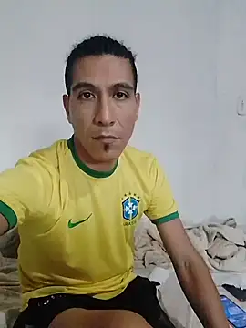 Rodrigohernan19 online show from July 17, 2026, 8:06 pm