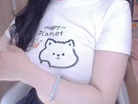 BunnyT Bae   online show from March 4, 2026, 9:39 am