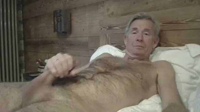 Pierre4tjyxx online show from February 10, 2026, 4:17 pm