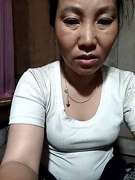 vesla-2k online show from April 19, 2026, 9:17 pm