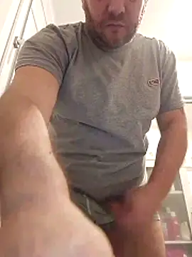 Snapshot of Poseidone76 chatting on February 10, 2026, 9:25 pm Poseidone76 online show from February 10, 2026, 9:25 pm