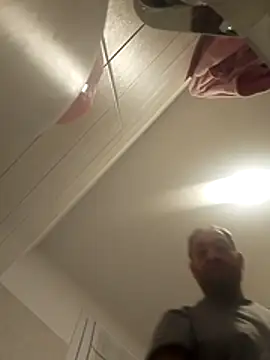 Snapshot of Poseidone76 chatting on February 28, 2026, 10:09 pm Poseidone76 online show from February 28, 2026, 10:09 pm