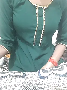 Royal Gril online show from February 24, 2026, 4:24 am