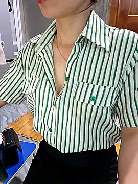 moon baby99 online show from March 22, 2026, 6:37 am