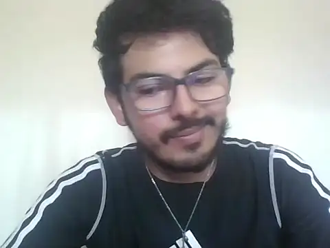 Snapshot of Mateotubbe chatting on June 16, 2026, 9:59 pm Mateotubbe online show from June 16, 2026, 9:59 pm