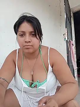 Snapshot of dulce_marrr chatting on February 28, 2026, 5:34 pm dulce marrr online show from February 28, 2026, 5:34 pm